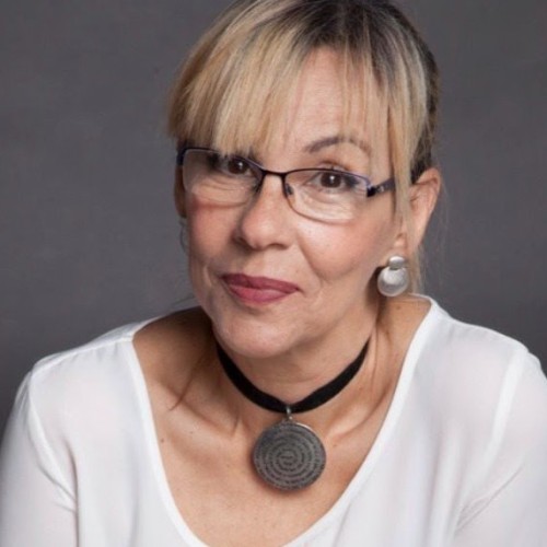 Simone  R.