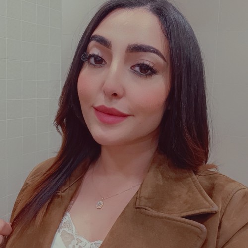 Amina E.