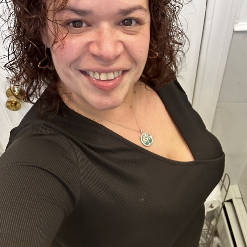 Anel V. profile photo