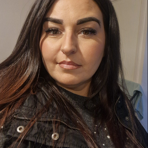 STEPHANIE R. profile photo