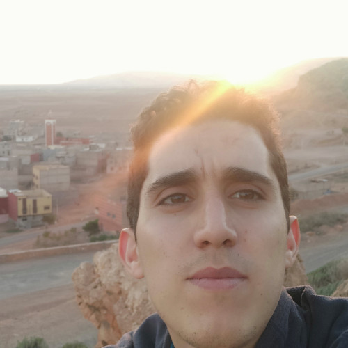 Amine w. profile photo