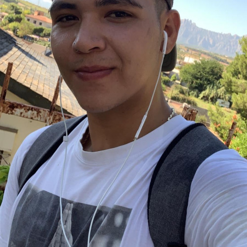 bayron m. profile photo