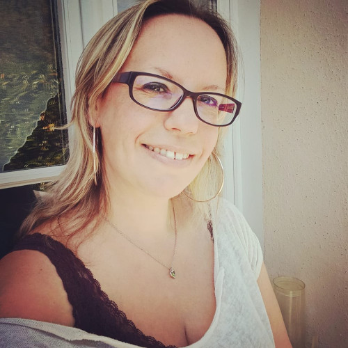 Corinne B. profile photo