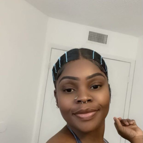 Mimi F.