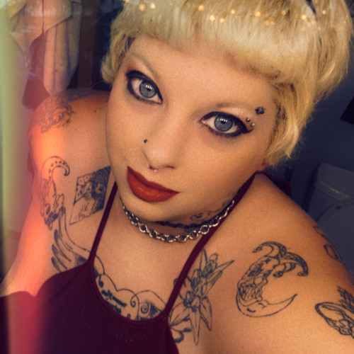 Shelly F. profile photo