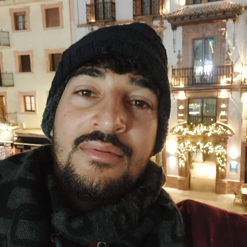 Arez F. profile photo