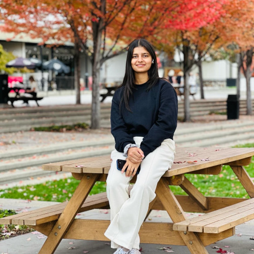 komal s. profile photo