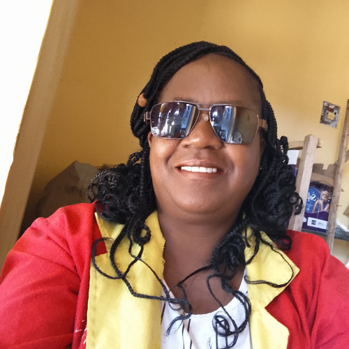 Essy C. profile photo