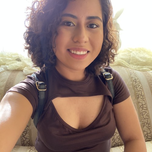 Ximena D.