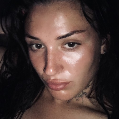 Nic v. profile photo
