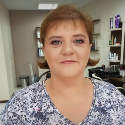 Maya R. profile photo