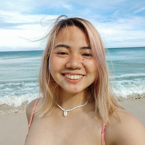 Niña L.
