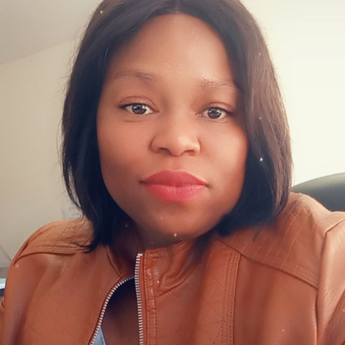 Lizzy M. profile photo