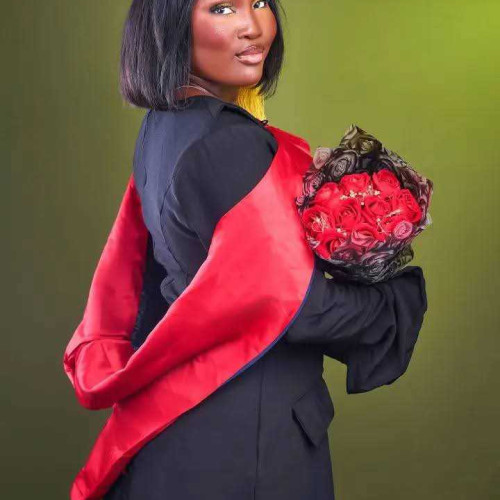 Gloria H.