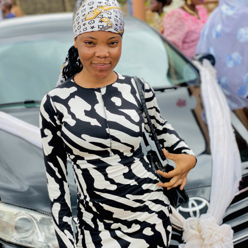 Aina O. profile photo