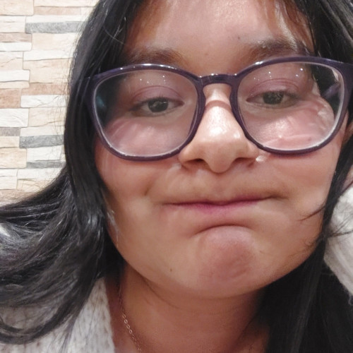 Moni M.