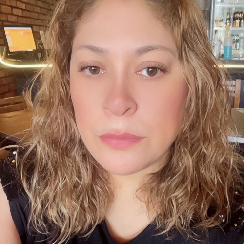 Xóchitl E.