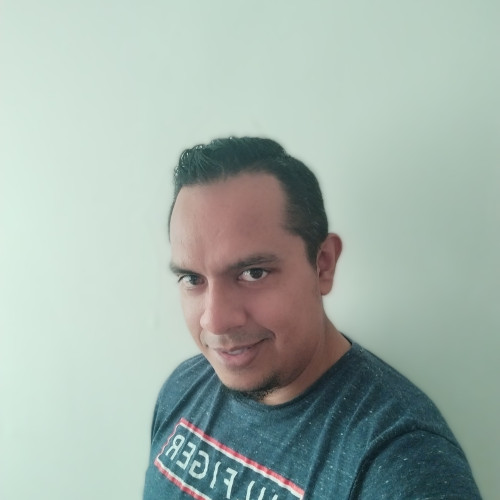 Manu A.
