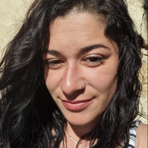 Sandra V.