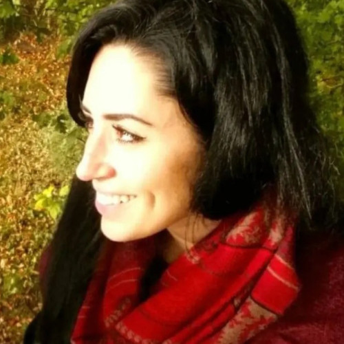 Isabel R.