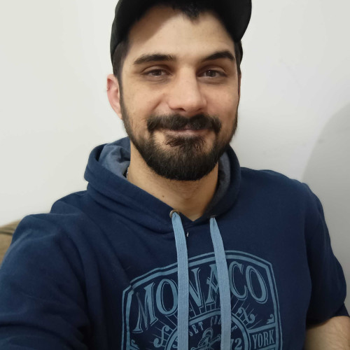 Mauro B.