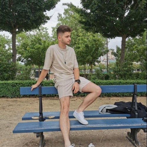 mathyas l. profile photo