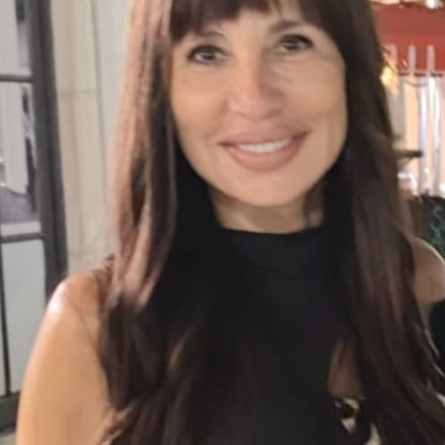 Maria Cristina F.