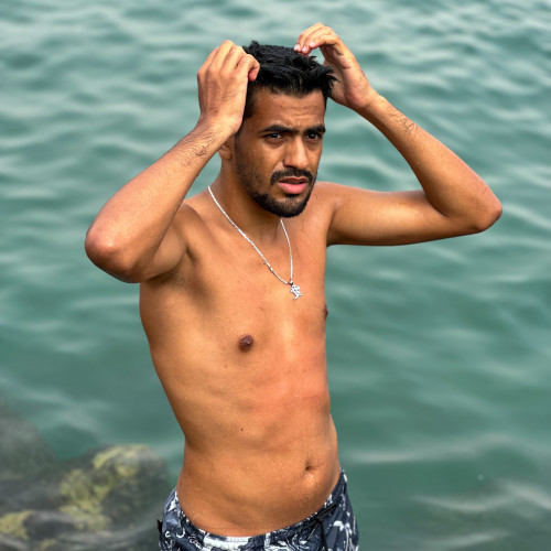 yassine l. profile photo