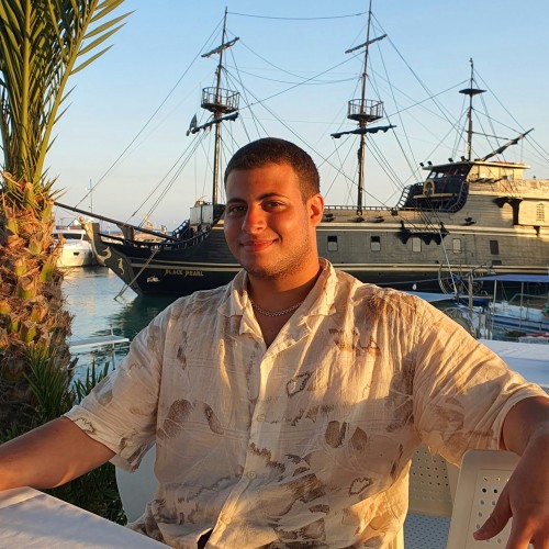 Mahmoud Y.