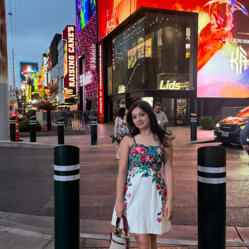 yousra C. profile photo
