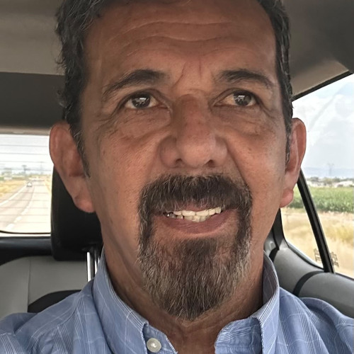 javier r. profile photo