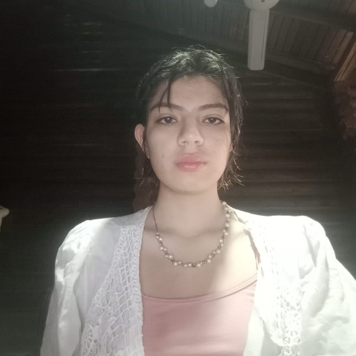 Luna B. profile photo