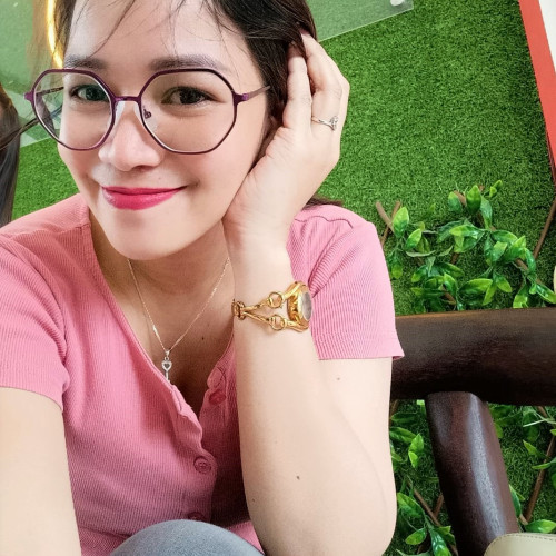 Jollibee B. profile photo