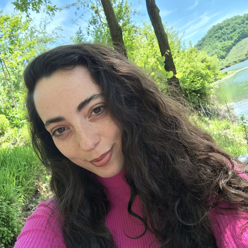Aurora D. profile photo