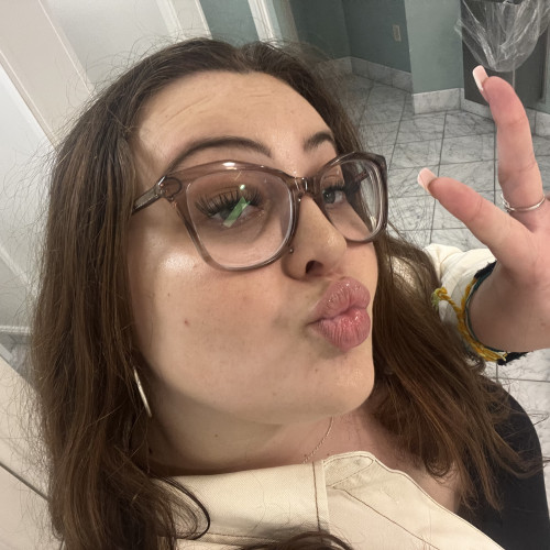Rae L. profile photo