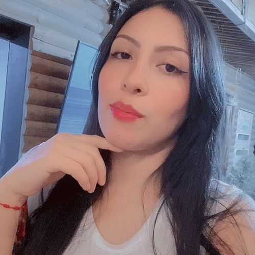 Laura G.