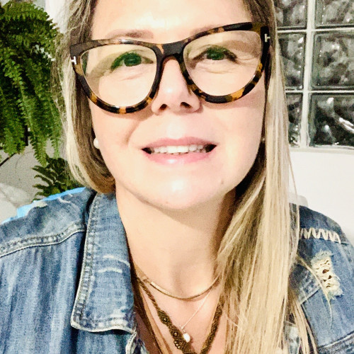 Mari K.