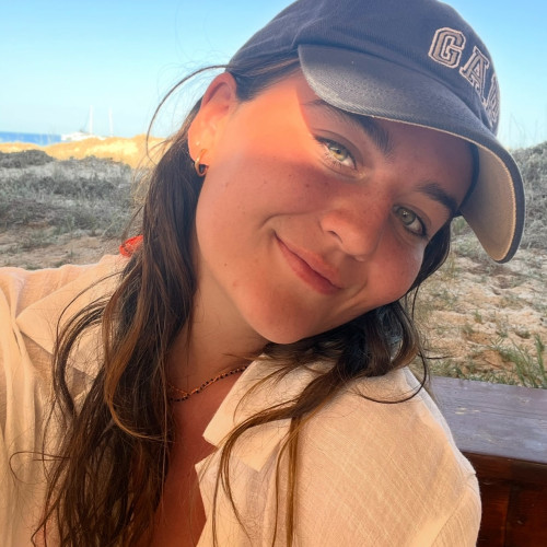elena b. profile photo