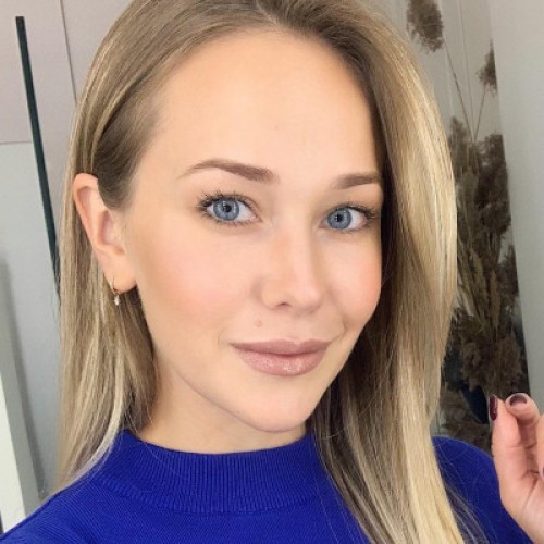 Crystal  C. profile photo