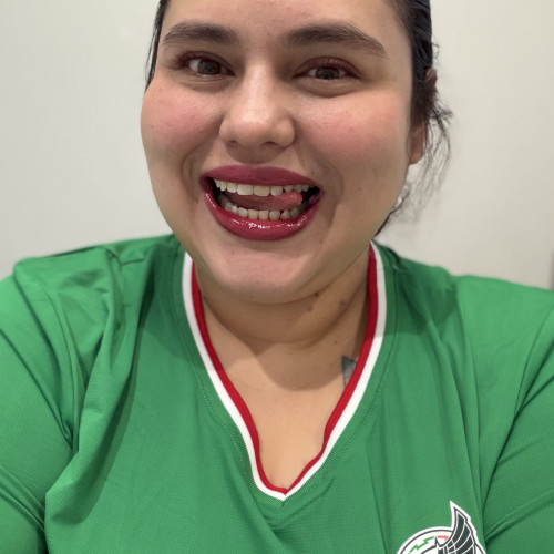 Abril L. profile photo