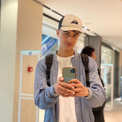 youness s. profile photo