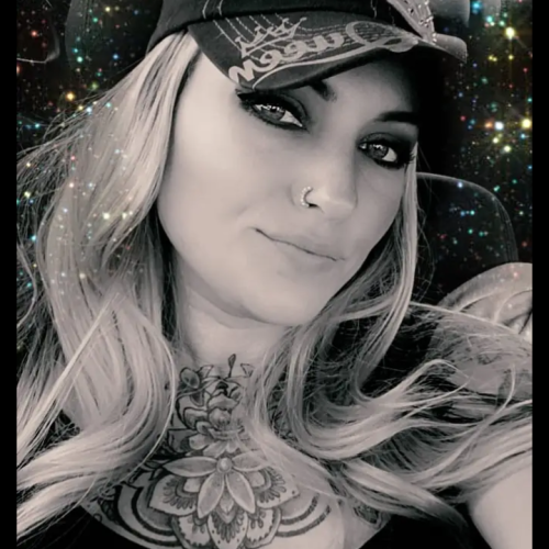Caryann W. profile photo