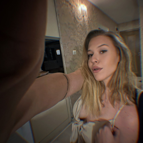 Demi M. profile photo