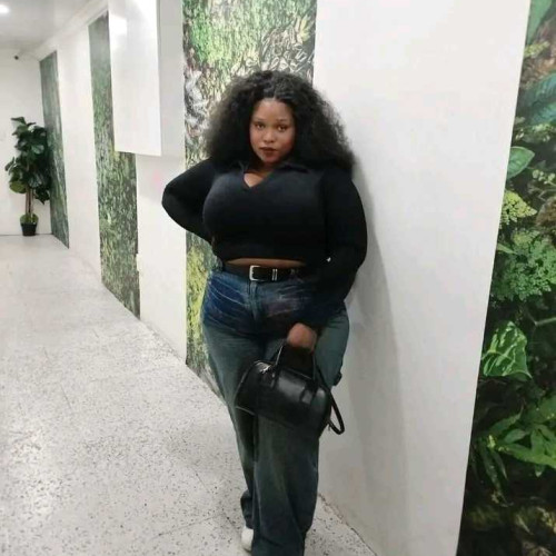 Mpumie v. profile photo