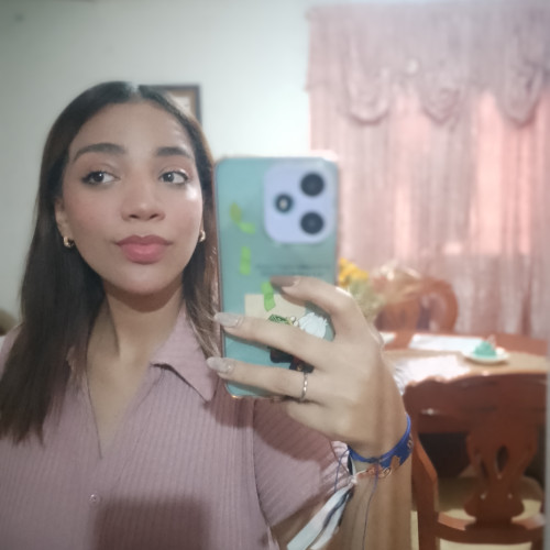Edmely A. profile photo