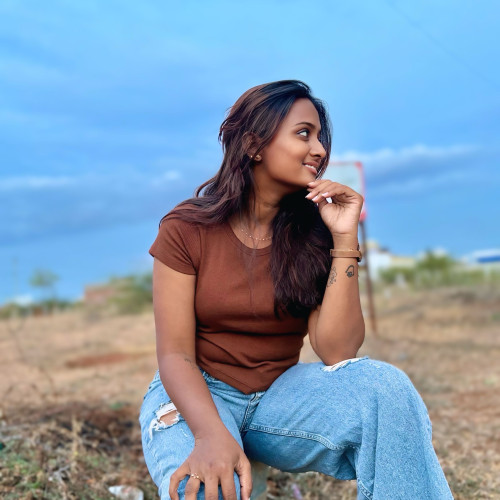 Nila j. profile photo