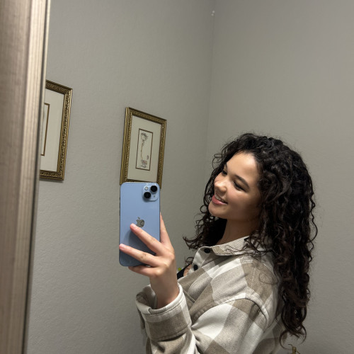 Alexis M. profile photo