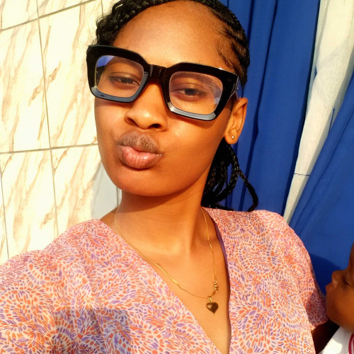 lareche F. profile photo