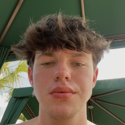 nicholas t. profile photo