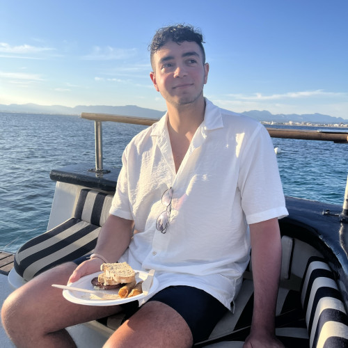 Adel R. profile photo